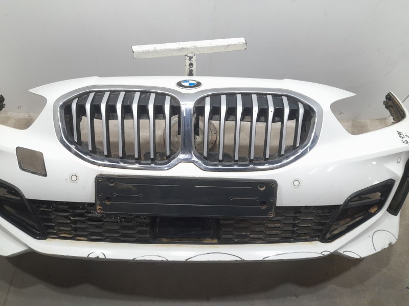 Recambio de paragolpes delantero para bmw 1 (f40) 118 d referencia OEM IAM 51119881567 TOCADO 