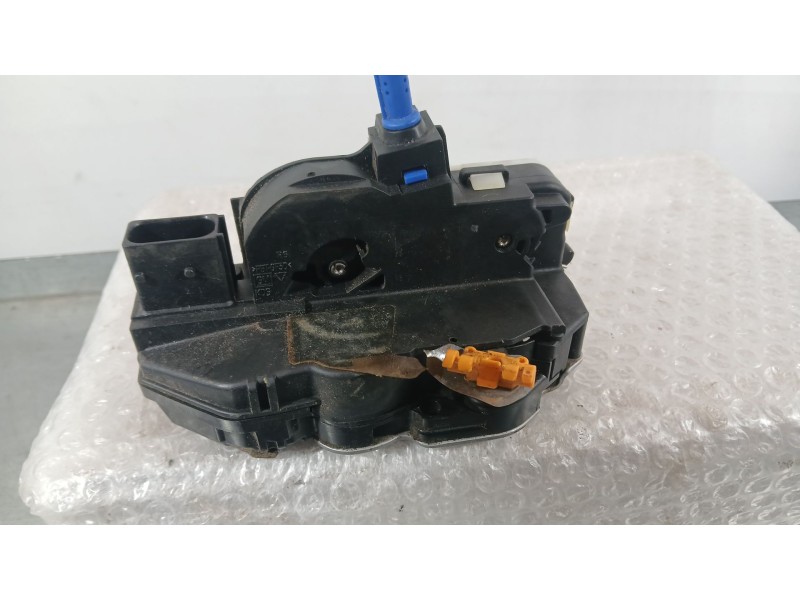 Recambio de cerradura puerta delantera derecha para opel astra j (p10) 1.6 cdti (68) referencia OEM IAM 13579523  