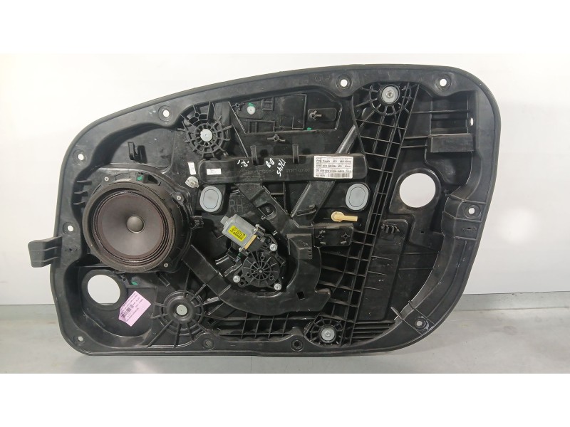 Recambio de elevalunas delantero derecho para hyundai i30 (gd) 1.4 referencia OEM IAM 82481A6000  
