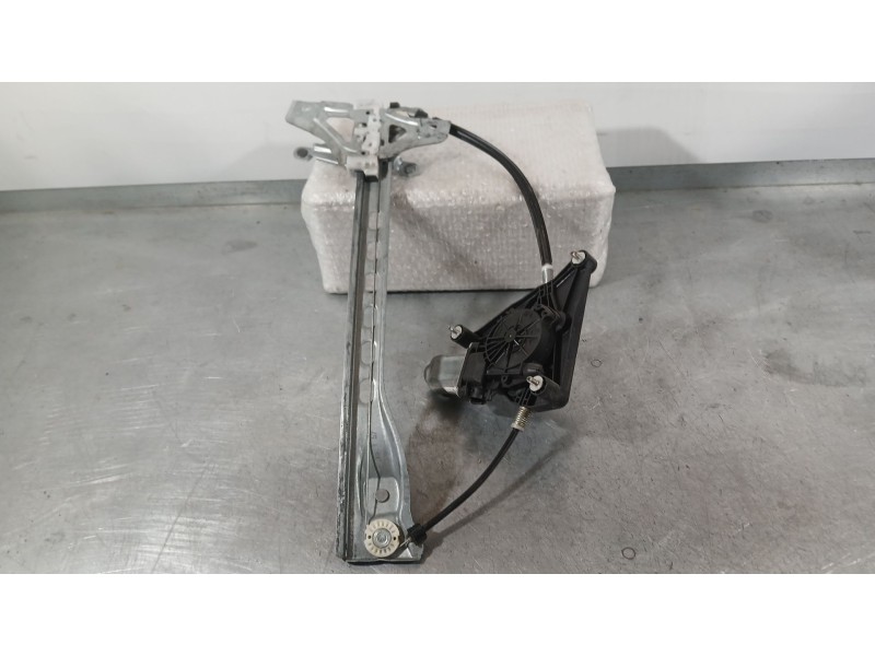 Recambio de elevalunas delantero derecho para toyota aygo (_b4_) 1.0 vvti (kgb40) referencia OEM IAM 698100H031  