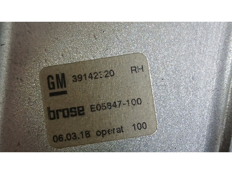 Recambio de elevalunas trasero derecho para opel astra k (b16) 1.6 cdti (68) referencia OEM IAM 39134106  