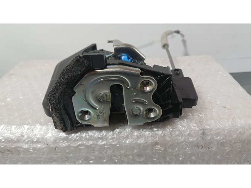 Recambio de cerradura puerta trasera derecha para kia stonic (yb) 1.0 t-gdi eco-dynamics+ referencia OEM IAM 81420H8020  