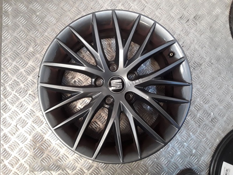 Recambio de juego llantas aluminio para seat leon st (5f8) 1.2 tsi referencia OEM IAM 7X17 5 TORN ET49 ALUMINIO ROZADAS