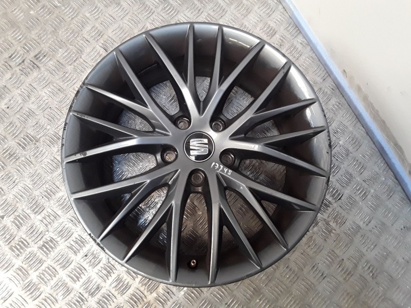Recambio de juego llantas aluminio para seat leon st (5f8) 1.2 tsi referencia OEM IAM 7X17 5 TORN ET49 ALUMINIO ROZADAS