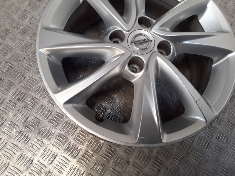Recambio de llanta aluminio para opel corsa f (p2jo) 1.2 (68) referencia OEM IAM 6.5X16 4 TORN ET38 ALUMINIO ROZADA