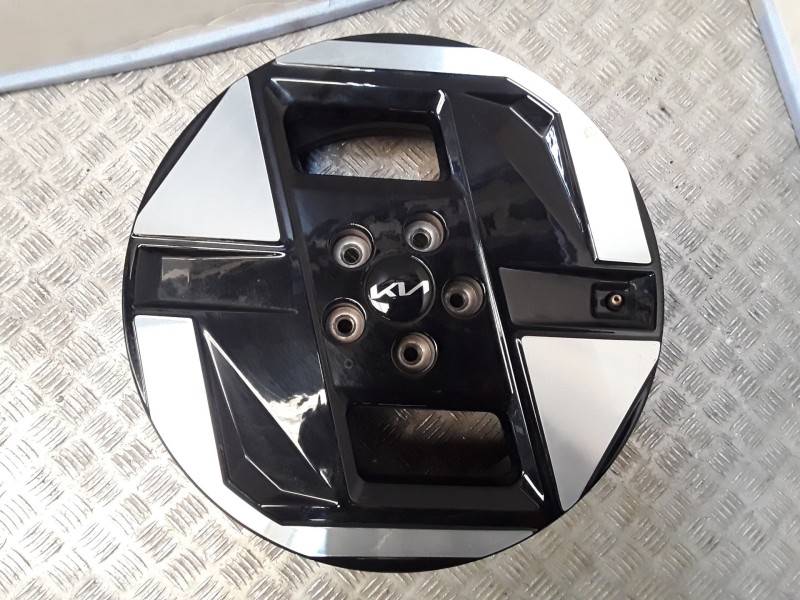 Recambio de llanta aluminio para kia ev3 referencia OEM IAM 7X17 5 TORN ET48 ALUMINIO 