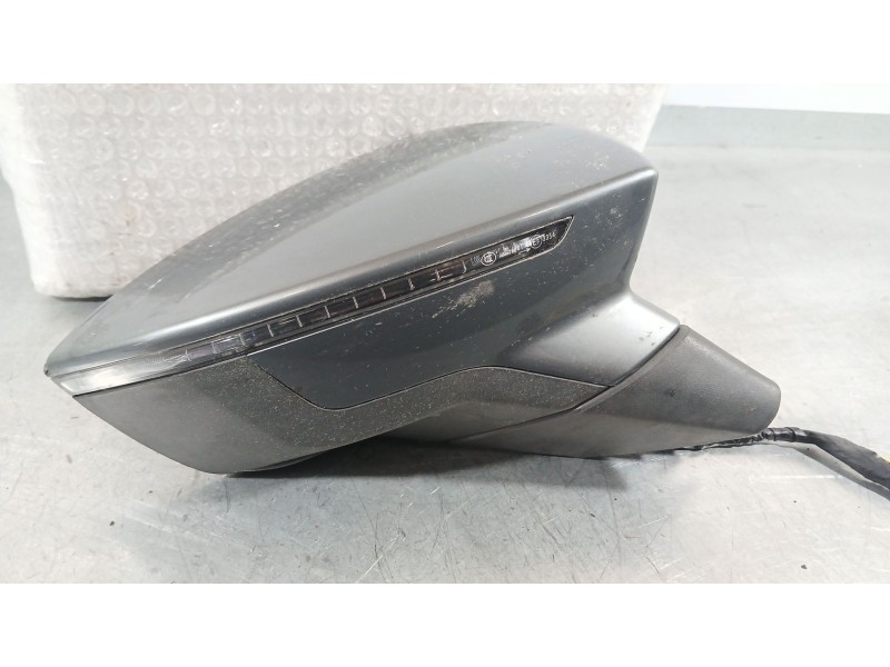 Recambio de retrovisor derecho para seat leon st (5f8) 1.2 tsi referencia OEM IAM 5F1857508N9B9  
