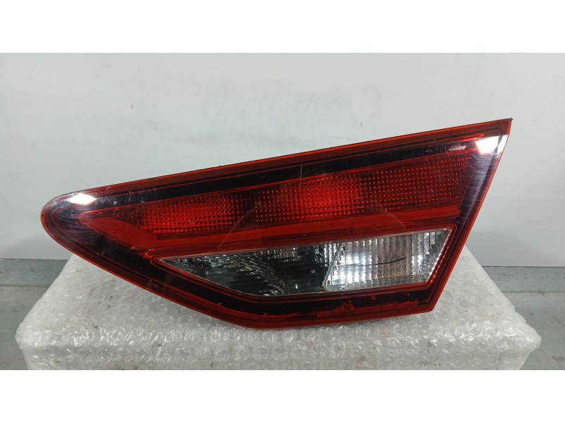 Recambio de piloto trasero derecho interior para seat leon st (5f8) 1.2 tsi referencia OEM IAM 5F9945094D  