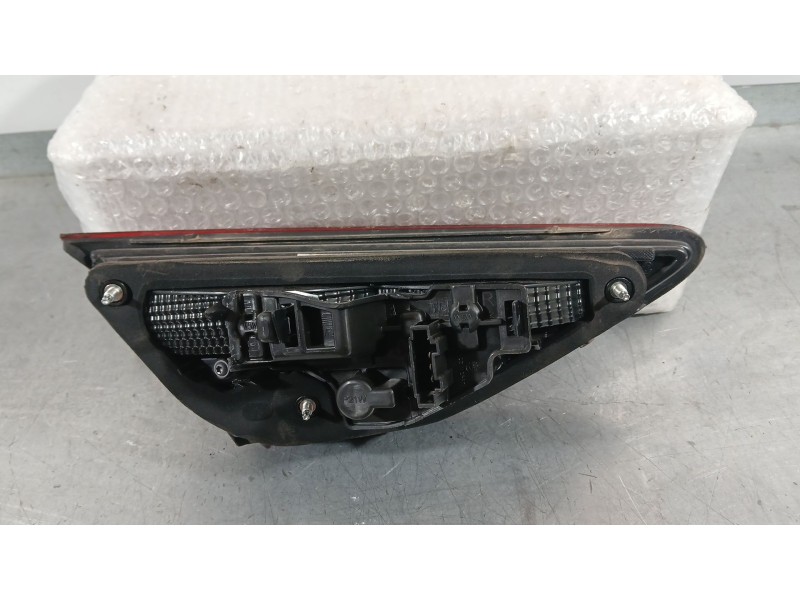 Recambio de piloto trasero derecho interior para seat leon st (5f8) 1.2 tsi referencia OEM IAM 5F9945094D  