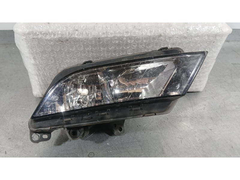 Recambio de faro antiniebla derecho para seat leon st (5f8) 1.2 tsi referencia OEM IAM 5F0941700A  