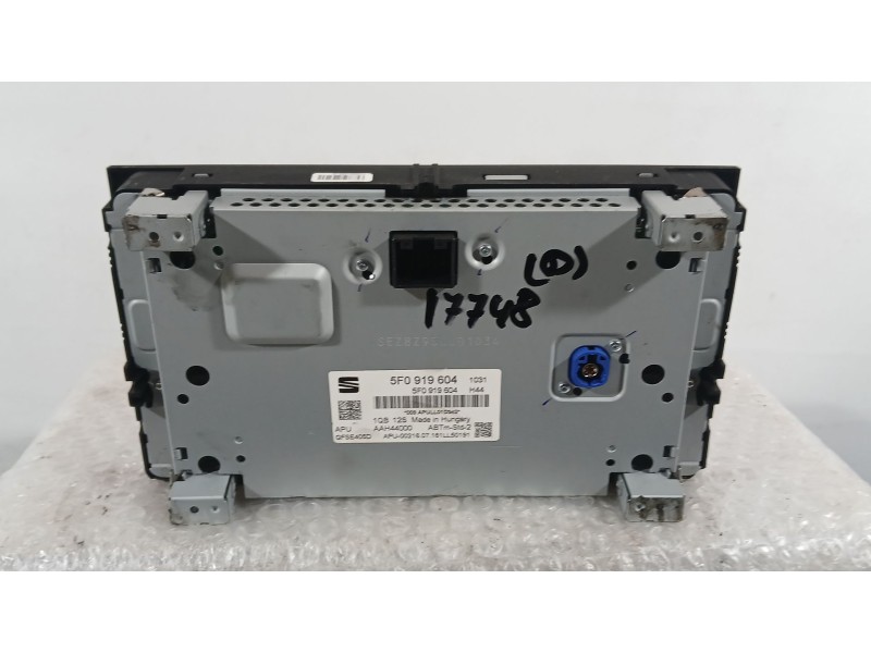 Recambio de pantalla multifuncion para seat leon st (5f8) 1.2 tsi referencia OEM IAM   