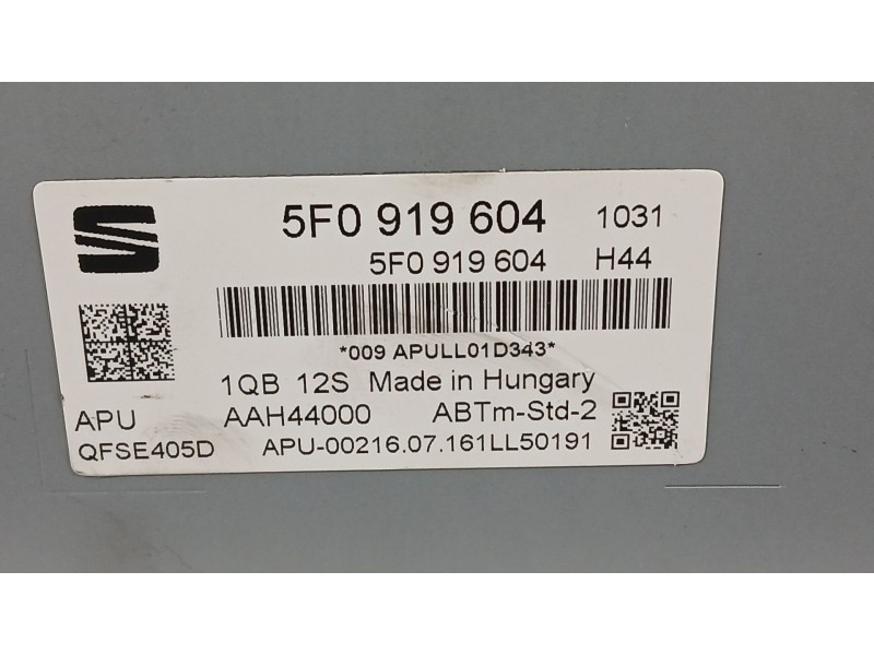 Recambio de pantalla multifuncion para seat leon st (5f8) 1.2 tsi referencia OEM IAM   