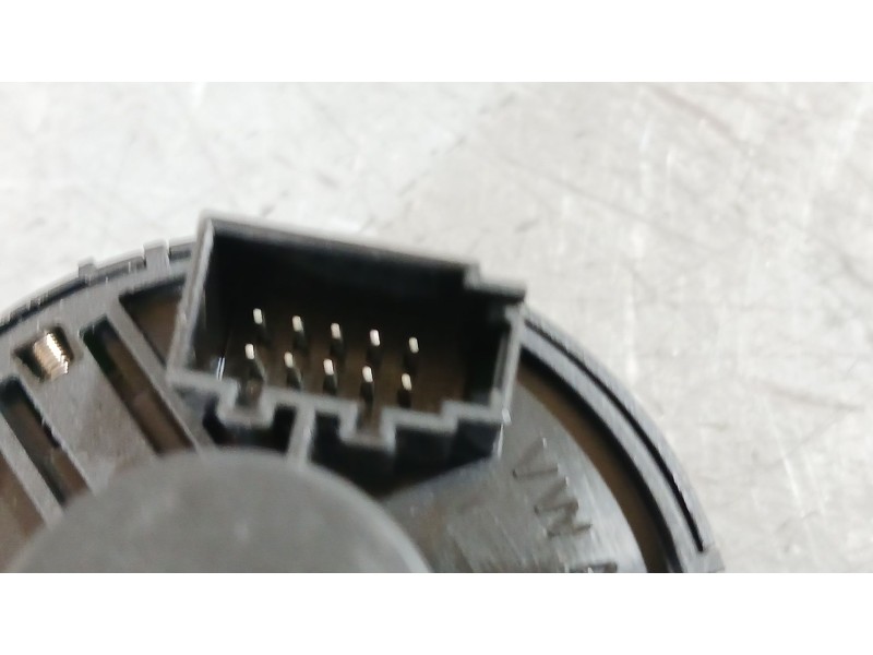 Recambio de mando luces para seat leon st (5f8) 1.2 tsi referencia OEM IAM 5G0941431AHWZU  