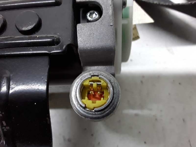 Recambio de pretensor airbag izquierdo para nissan almera (n16/e) 1.5 dci turbodiesel cat referencia OEM IAM   