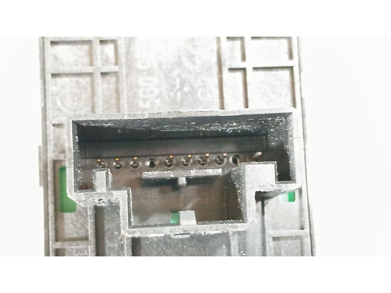 Recambio de mando elevalunas delantero izquierdo para seat leon st (5f8) 1.2 tsi referencia OEM IAM 5G0959858FWHS  