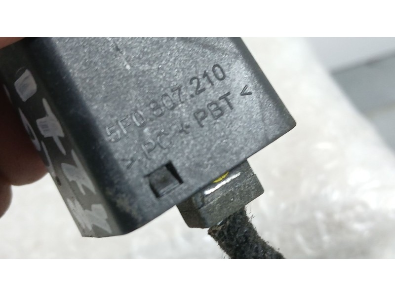 Recambio de camara vision trasera para seat leon st (5f8) 1.2 tsi referencia OEM IAM 3Q0980121F  