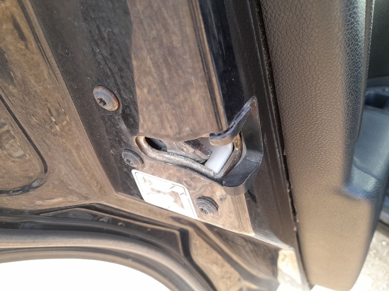 Recambio de cerradura puerta trasera izquierda para ford mondeo iii sedán (b4y) 2.0 16v tddi / tdci referencia OEM IAM 4692464  