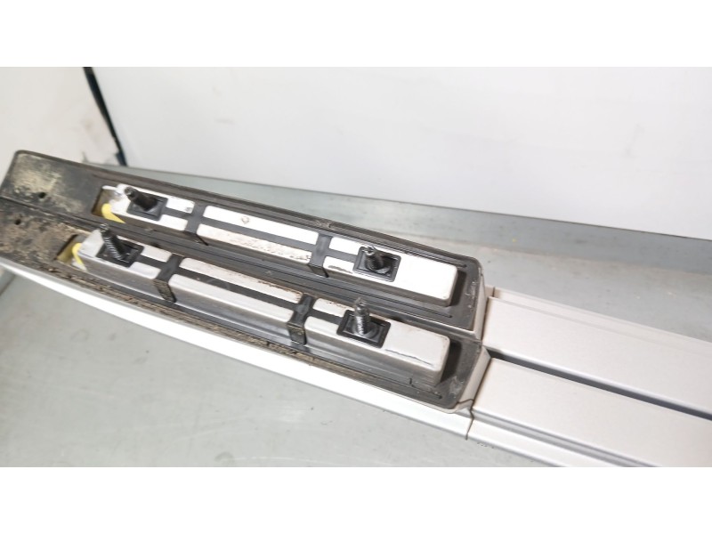 Recambio de barras techo para nissan qashqai ii (j11, j11_) 1.5 dci referencia OEM IAM 738204EA0A  738214EA0A
