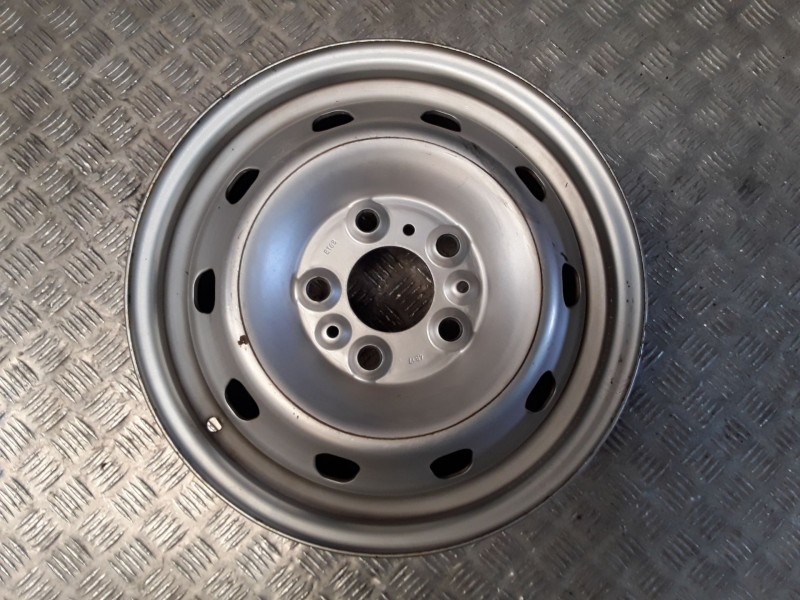 Recambio de llanta para peugeot boxer autobús 2.0 bluehdi 130 referencia OEM IAM 6X15 5 TORN ET68  