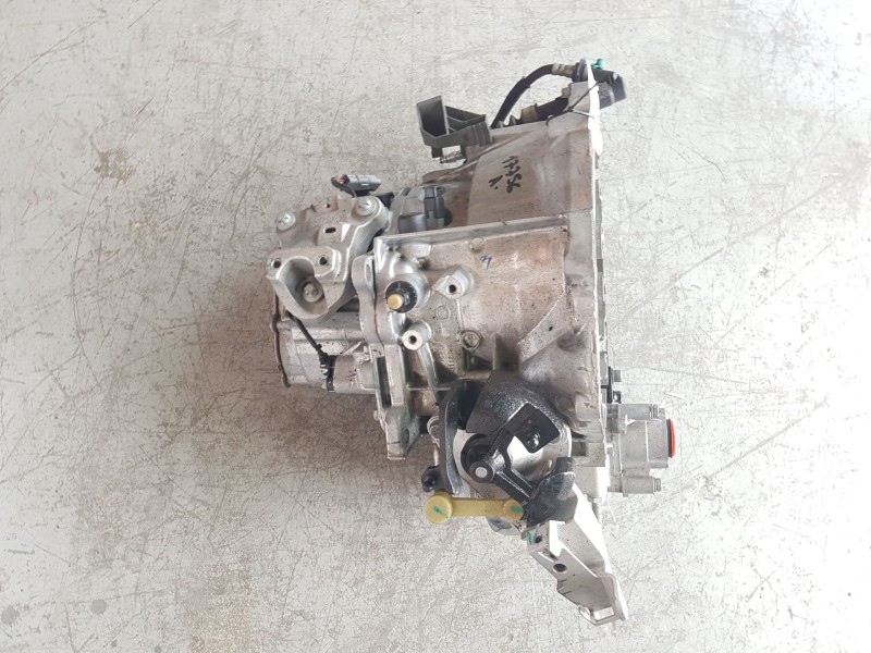 Recambio de caja cambios para opel corsa f (p2jo) 1.2 (68) referencia OEM IAM 20XJ05  0085204N
