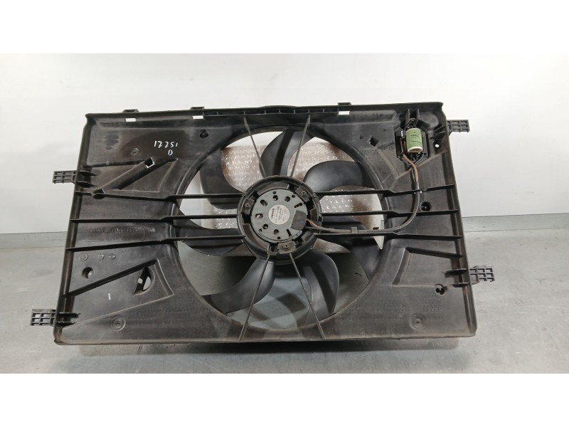 Recambio de electroventilador para opel zafira tourer c (p12) 1.6 cdti (75) referencia OEM IAM 13360890  