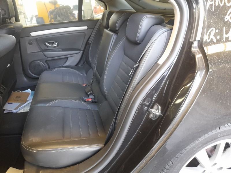 Recambio de asientos traseros para renault laguna iii (bt0/1) 2.0 dci (bt01, bt08, bt09, bt0e, bt0k, bt12, bt1c, bt1d,... refere