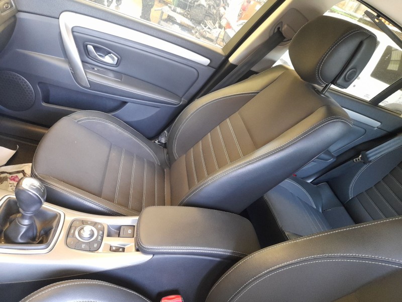 Recambio de asiento delantero derecho para renault laguna iii (bt0/1) 2.0 dci (bt01, bt08, bt09, bt0e, bt0k, bt12, bt1c, bt1d,..