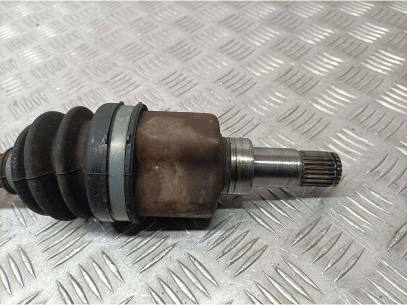 Recambio de transmision delantera izquierda para ford fiesta (cb1) ambiente referencia OEM IAM 8V513B437AAA  