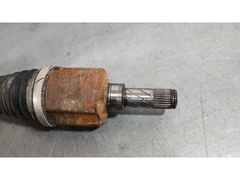 Recambio de transmision delantera izquierda para dacia duster (hm_) 1.5 dci 115 4x4 (hmad) referencia OEM IAM 391015144R 3910196