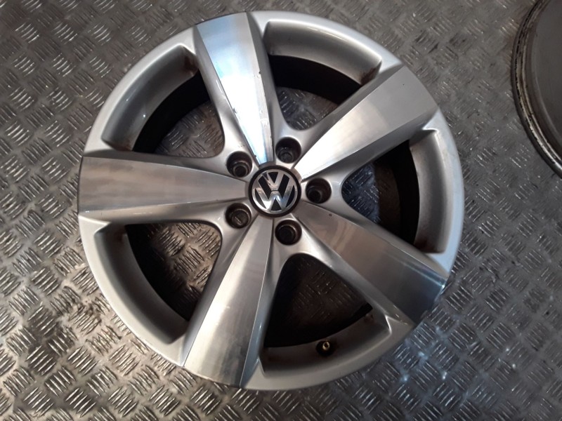 Recambio de juego llantas aluminio para volkswagen tiguan (5n_) 2.0 tdi referencia OEM IAM 6.5X17 5 TORN ET33 ALUMINIO ROZADAS