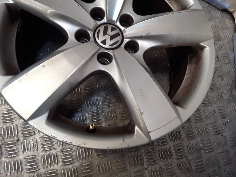 Recambio de juego llantas aluminio para volkswagen tiguan (5n_) 2.0 tdi referencia OEM IAM 6.5X17 5 TORN ET33 ALUMINIO ROZADAS