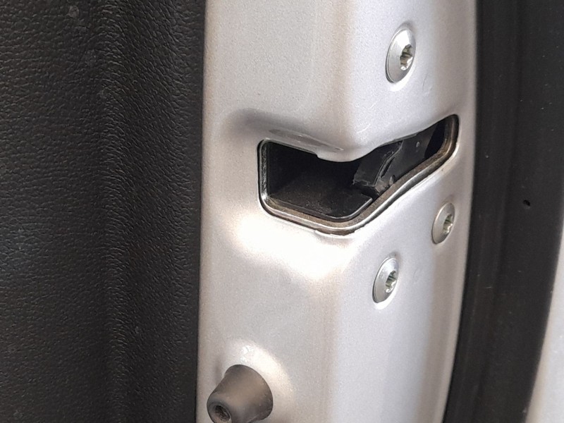 Recambio de cerradura puerta delantera derecha para kia niro i (de) 1.6 gdi hybrid referencia OEM IAM 81320G5040  