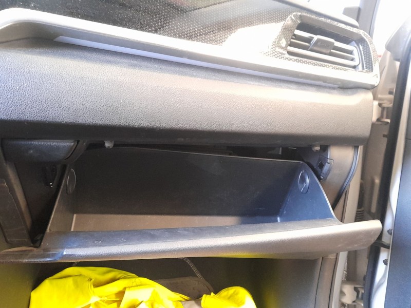Recambio de guantera para kia niro i (de) 1.6 gdi hybrid referencia OEM IAM 84510G5000DDK  