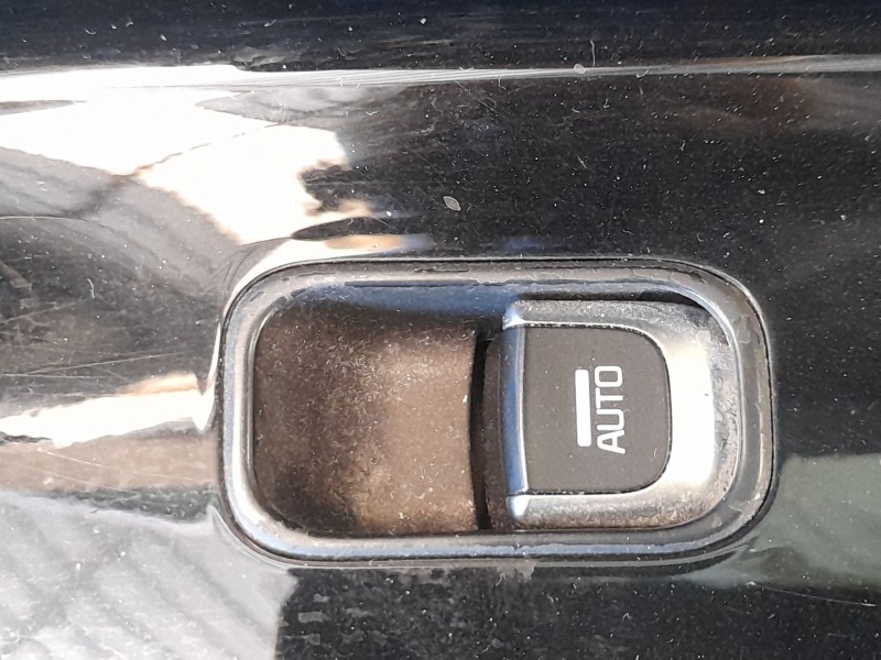 Recambio de mando elevalunas delantero derecho para kia niro i (de) 1.6 gdi hybrid referencia OEM IAM 93575G5400  