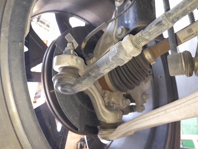 Recambio de mangueta delantera izquierda para kia niro i (de) 1.6 gdi hybrid referencia OEM IAM 51710G2000  