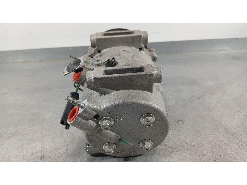 Recambio de compresor aire acondicionado para opel corsa f (p2jo) 1.2 (68) referencia OEM IAM 9828684880 1666721780 