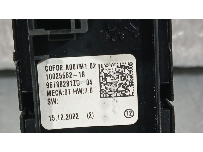 Recambio de mando elevalunas delantero izquierdo para opel corsa f (p2jo) 1.2 (68) referencia OEM IAM 96788281ZD  