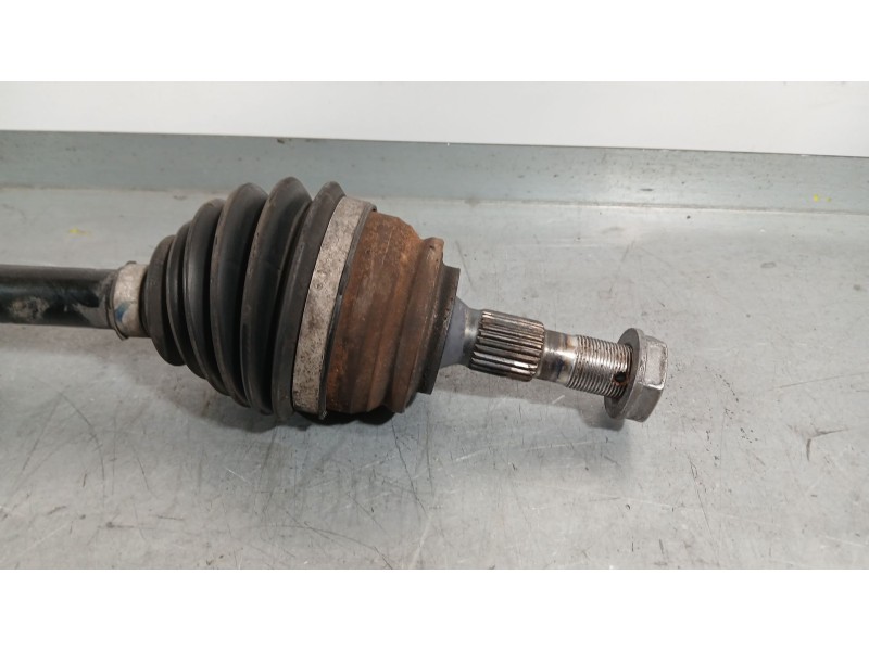 Recambio de transmision delantera derecha para opel corsa f (p2jo) 1.2 (68) referencia OEM IAM 9825390980 1647577680 