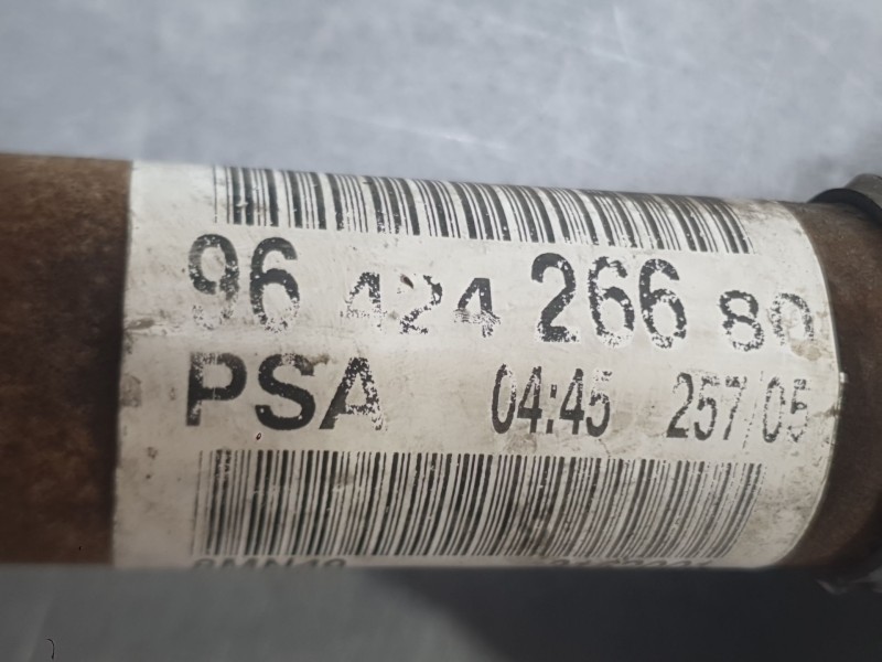 Recambio de transmision delantera izquierda para citroën xsara picasso (n68) 2.0 hdi referencia OEM IAM 32728S 3272FP 