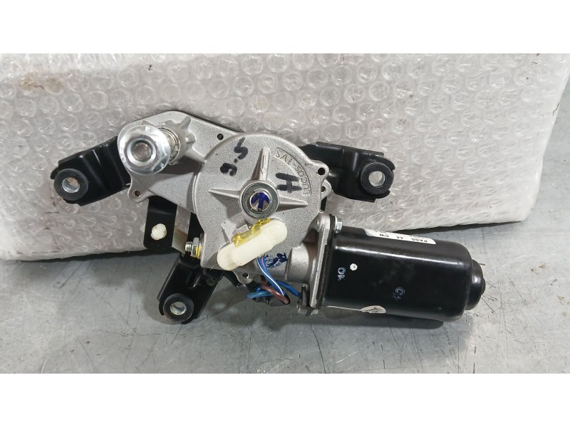 Recambio de motor limpia trasero para mahindra kuv 100 nxt 1.2 vvt referencia OEM IAM 26071871 LUCAS 0116EAZ00041N