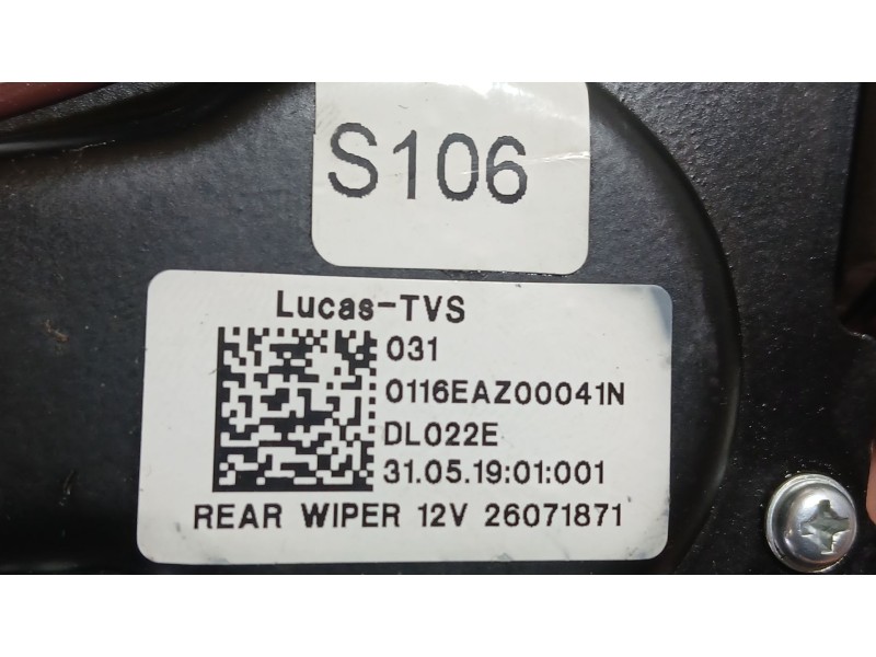 Recambio de motor limpia trasero para mahindra kuv 100 nxt 1.2 vvt referencia OEM IAM 26071871 LUCAS 0116EAZ00041N