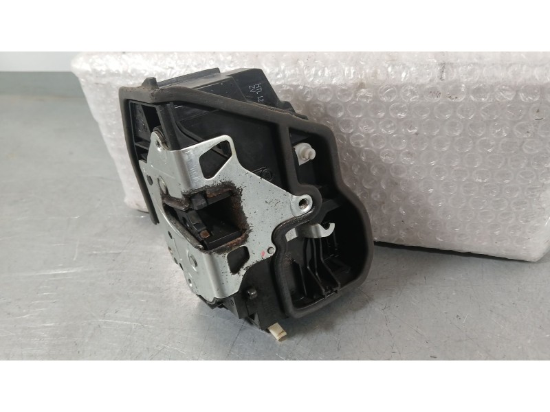 Recambio de cerradura puerta trasera izquierda para bmw 1 (f20) 118 i referencia OEM IAM 51227229459  