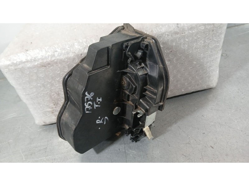 Recambio de cerradura puerta trasera izquierda para bmw 1 (f20) 118 i referencia OEM IAM 51227229459  