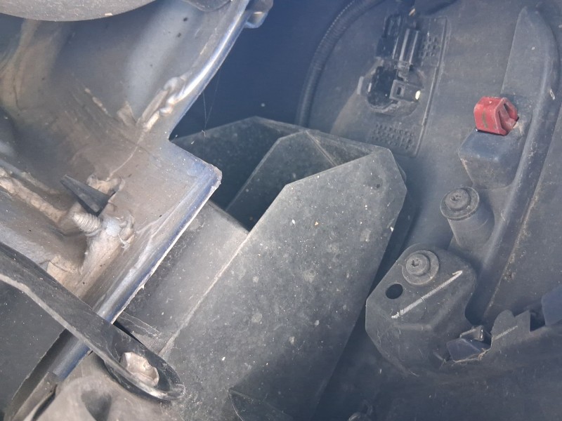 Recambio de refuerzo paragolpes trasero para renault clio v (b7_) 1.0 tce 100 (b7mt) referencia OEM IAM 850942892R  