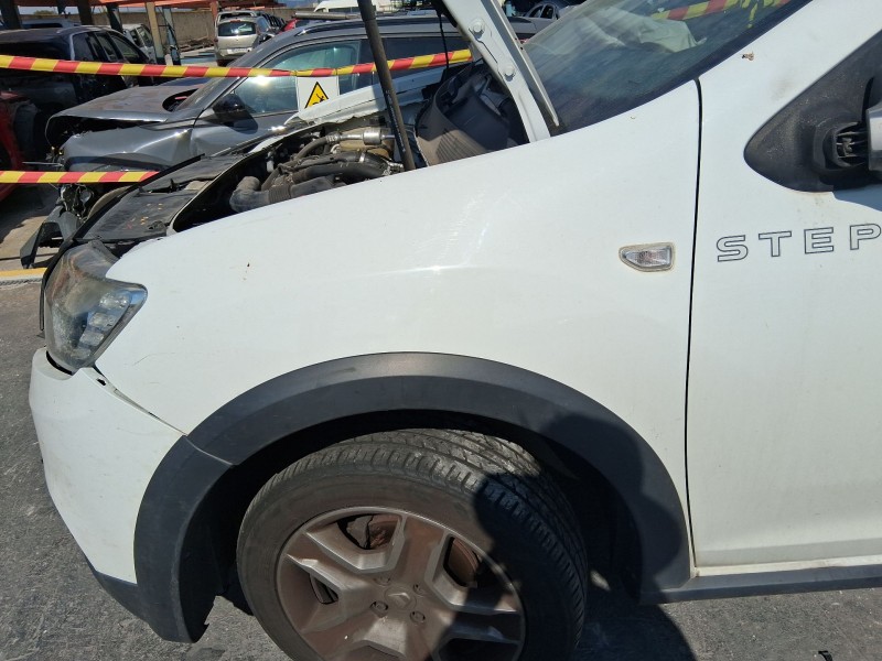 Recambio de aleta delantera izquierda para dacia sandero ii (b8_) tce 90 (b8m1, b8ma) referencia OEM IAM 631019973R  