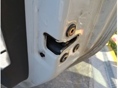 CERRADURA PUERTA TRASERA DERECHA 825028727R 
