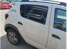 PUERTA TRASERA DERECHA 821002434R 