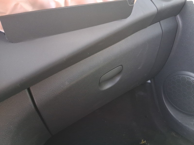 Recambio de guantera para dacia sandero ii (b8_) tce 90 (b8m1, b8ma) referencia OEM IAM 685116430R  