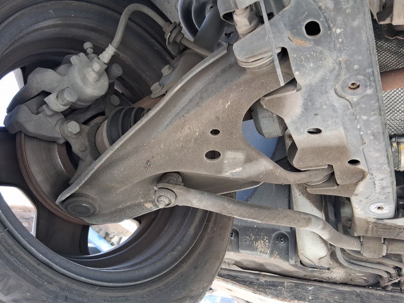 Recambio de brazo suspension inferior delantero derecho para dacia sandero ii (b8_) tce 90 (b8m1, b8ma) referencia OEM IAM 54500