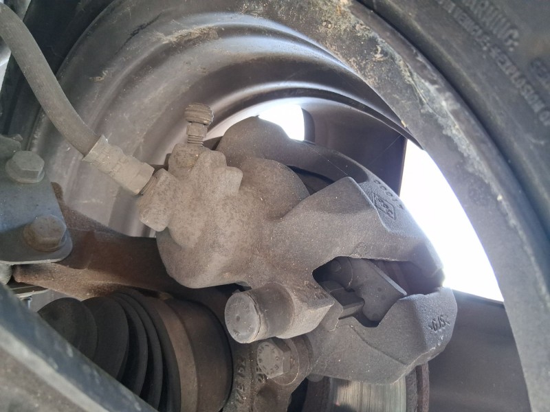 Recambio de pinza freno delantera izquierda para dacia sandero ii (b8_) tce 90 (b8m1, b8ma) referencia OEM IAM 410118579R  